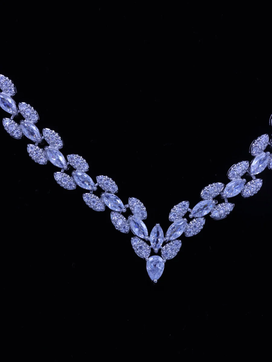 Marquise Leaf Crystal Radiant Jewelry Set - Image 5