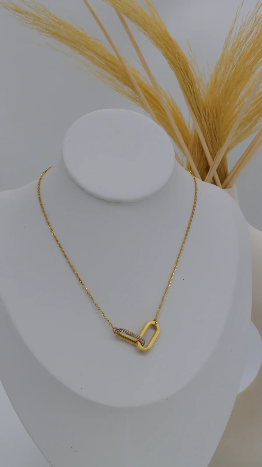 Luxe Interlocked Heart Necklace
