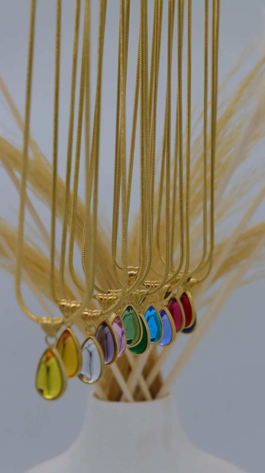 Rainbow Teardrop Crystal Necklace Set - Image 4