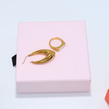 Luxe Golden Geometry Jewelry Set