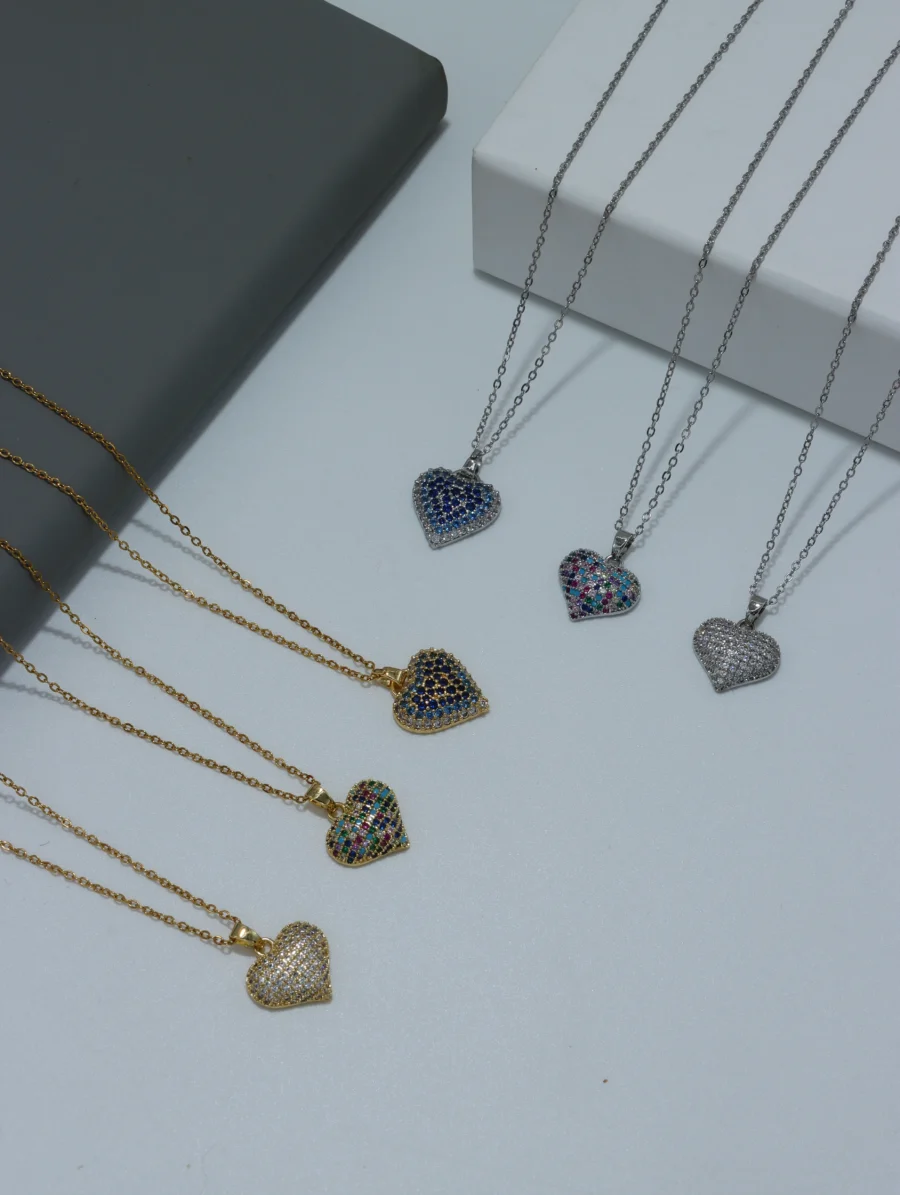 Pavé Heart Pendant Necklace - Image 4