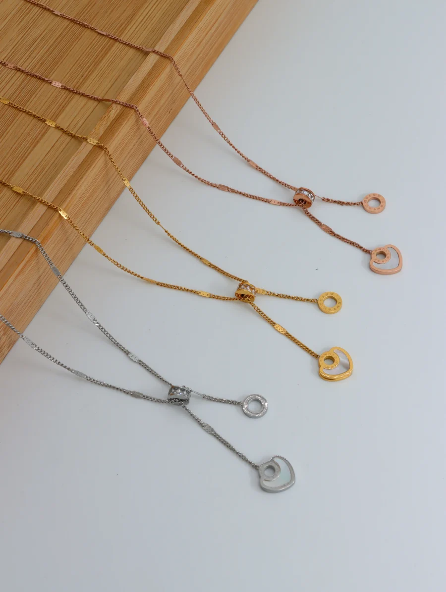 Modern Minimalist Circle Pendant Necklace Set - Image 8