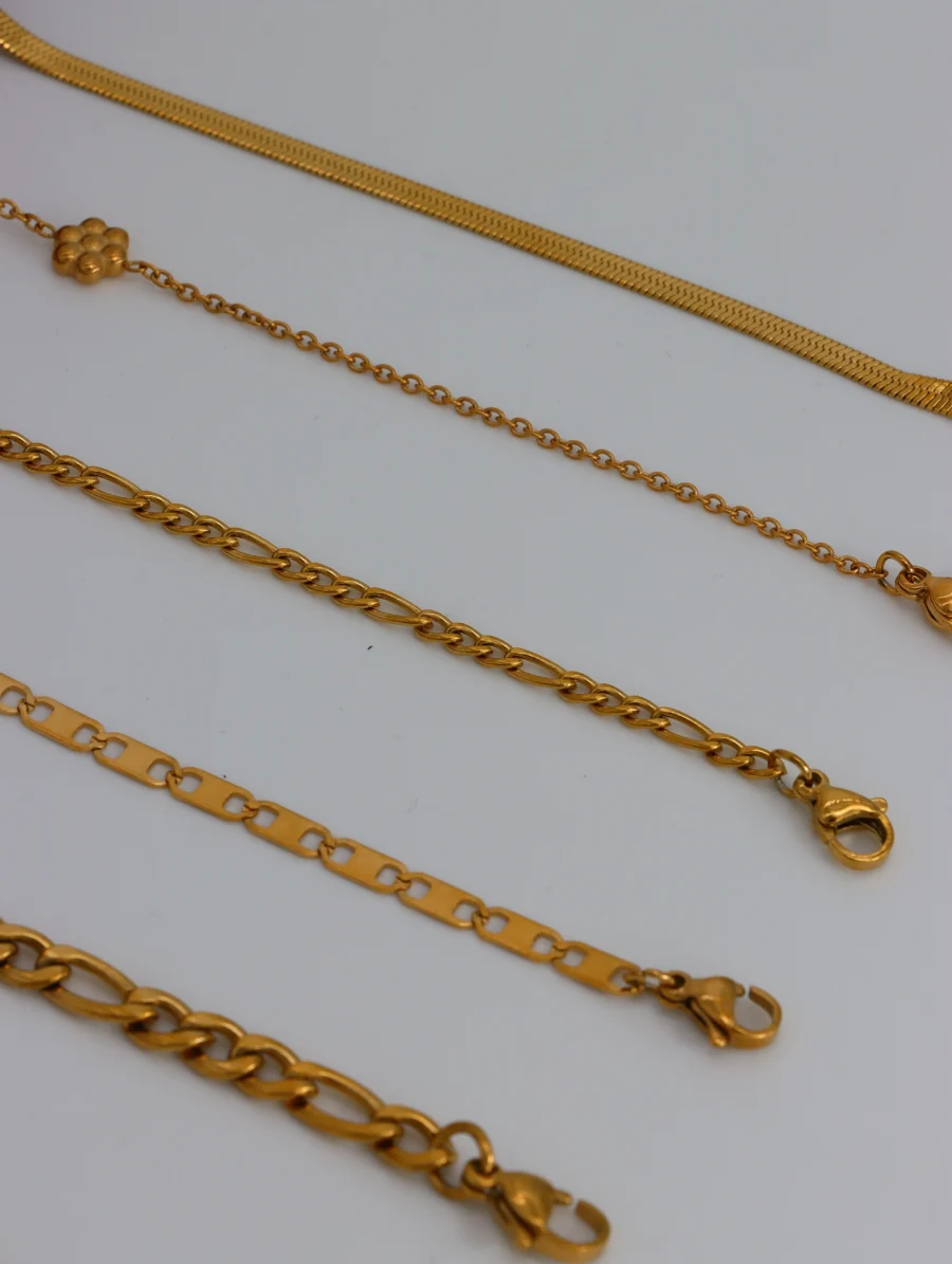 Versatile Golden Chain Bracelet Collection - Image 7