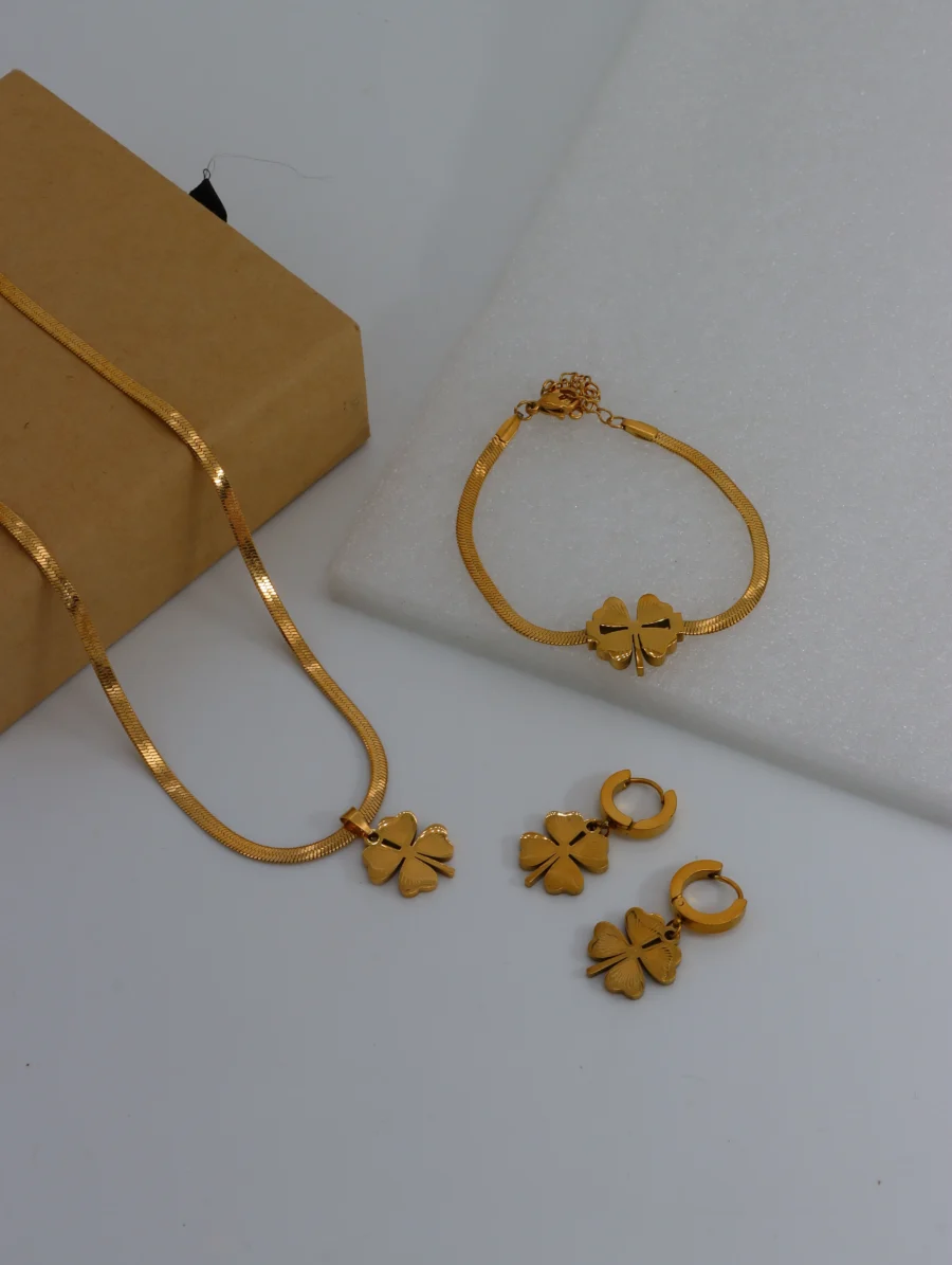 Gold Floral Jewelry Set – Elegant 3-Piece Necklace, Bracelet & Earring Ensemble